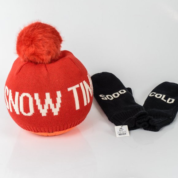 NWT 2 pc set - SNOW!!! toque and mittens - Picture 2 of 3